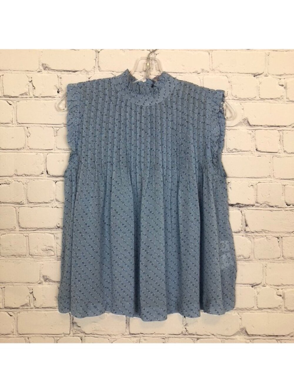Ganni Blue Floral Pintuck Blouse Size 34 Sleeveless Ruffle
